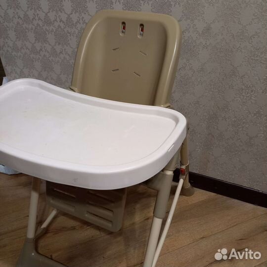 Стул для кормления