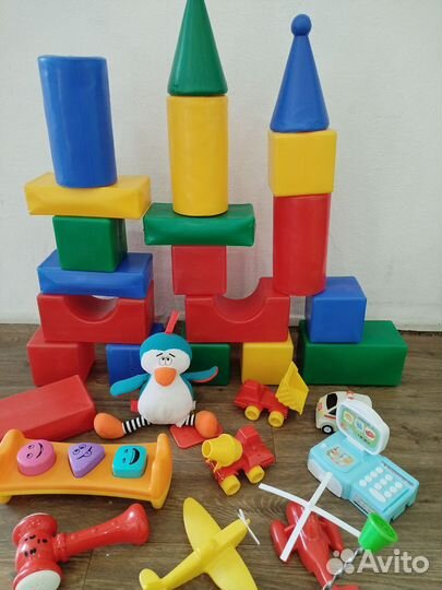 Развивающие игрушки пакетом