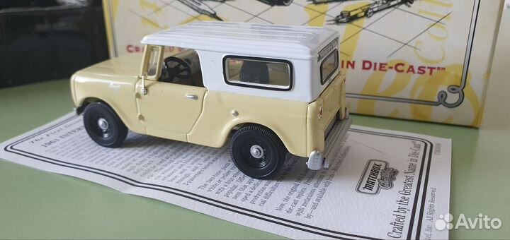 Модель автомобиля International 1:43