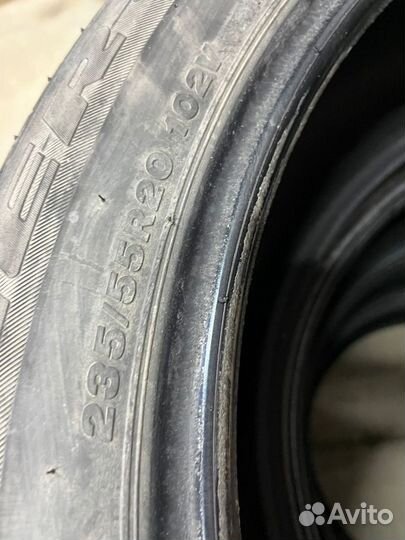 Bridgestone Dueler H/L 235/55 R20