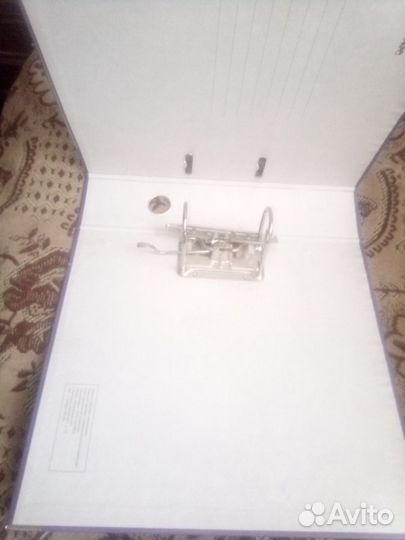 Папка с арочным механизмом