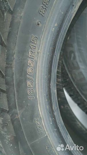 Bridgestone Blizzak Spike-02 185/65 R15