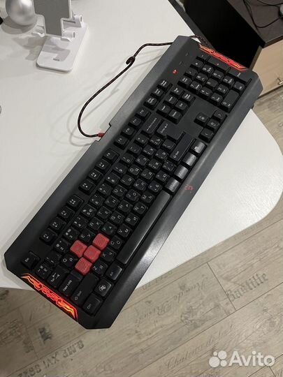 Клавиатура a4tech Bloody игровая с подсветкой