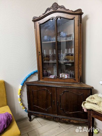 Антикварная мебель