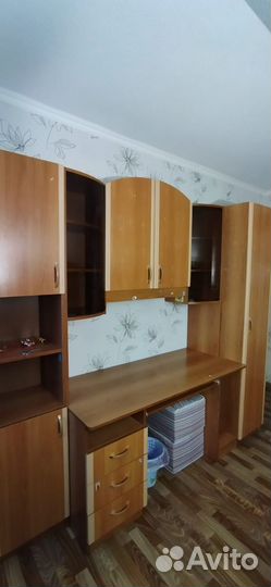 Стенка со шкафом и рабочим столом