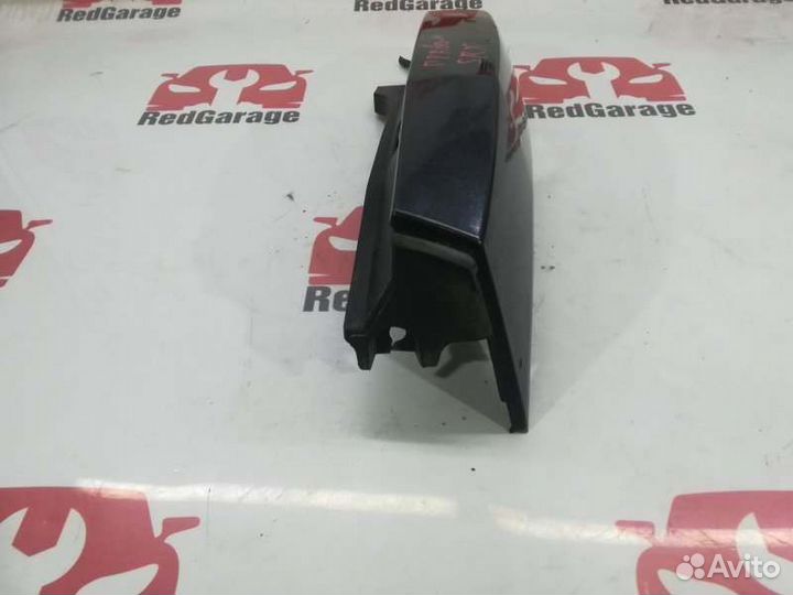 Фонарь правый Cadillac Srx LH2 2004