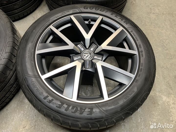 Колеса летние Volkswagen Touareg braga R20