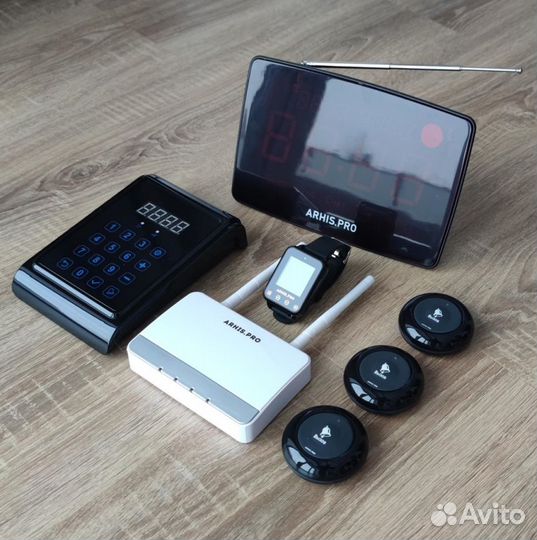 Кнопка вызова официанта,часы, табло, пульт, репите