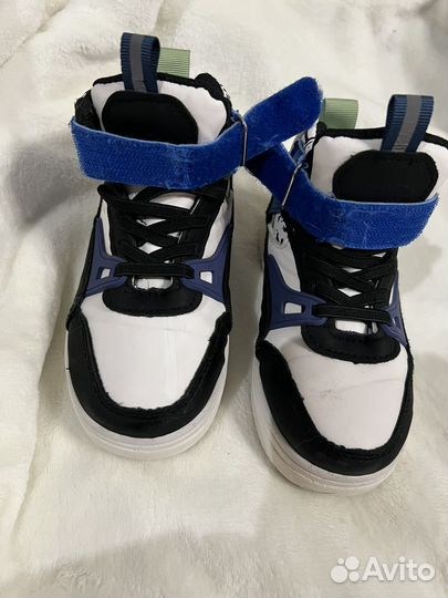 Дтские кросовки