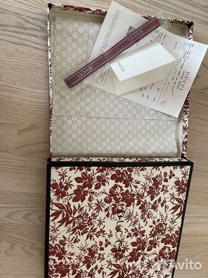 Брендовые коробки и пыльники