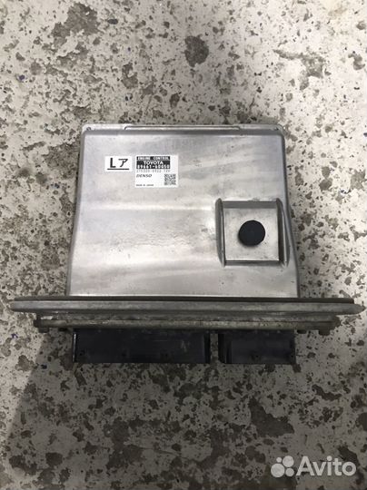 Блок управления двигателем toyota land cruiser 200