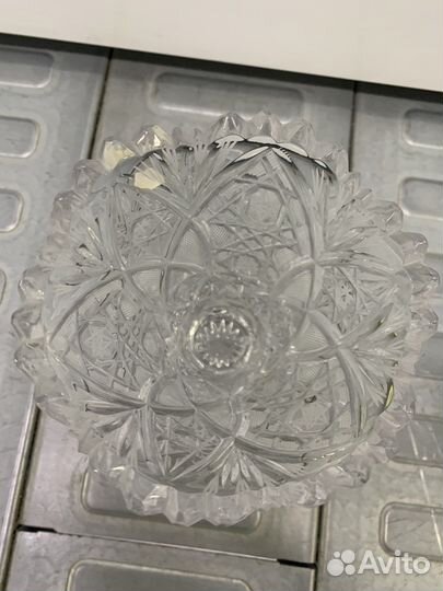 Хрустальная ваза