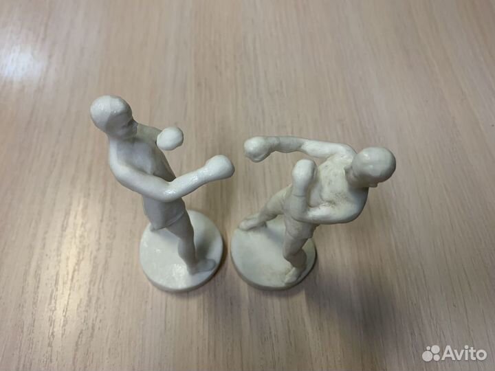 Фигурки боксеры