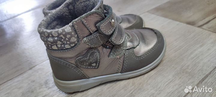 Ботинки для девочки