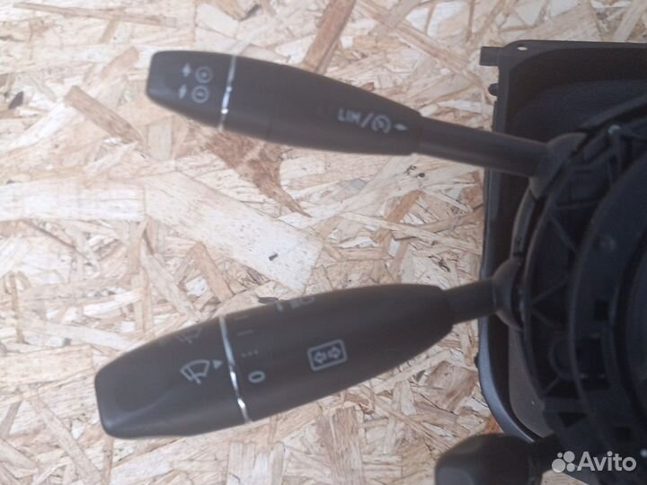 Подрулевой переключатель Mercedes C-Class W204