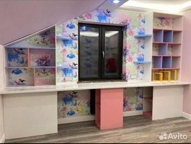 Рабочая зона у окна