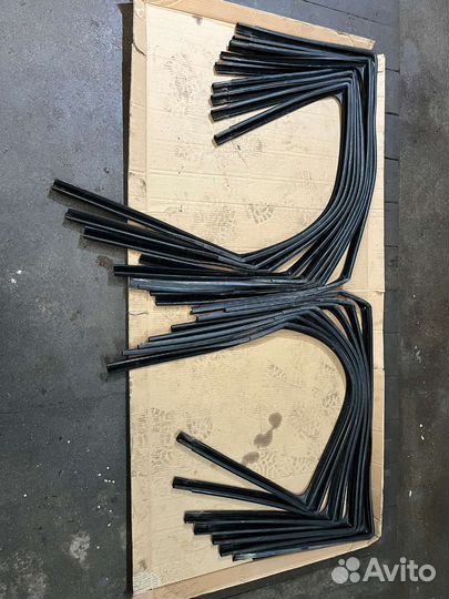 Салон обшивки резинки Volkswagen T5