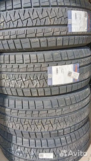 Formula Ice FR 215/45 R17