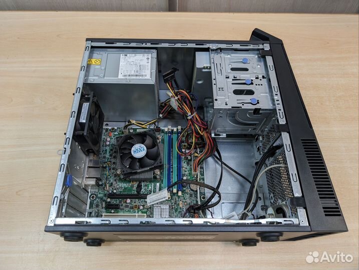 Lenovo ThinkCentre M81 i3-2100