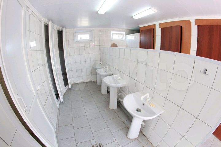 Комната 20 м² в > 9-к., 1/2 эт.