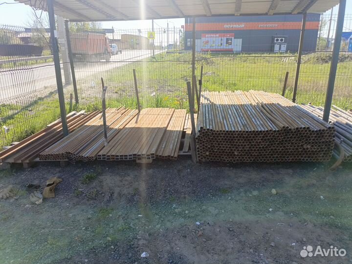 Профильная труба 40х40х2