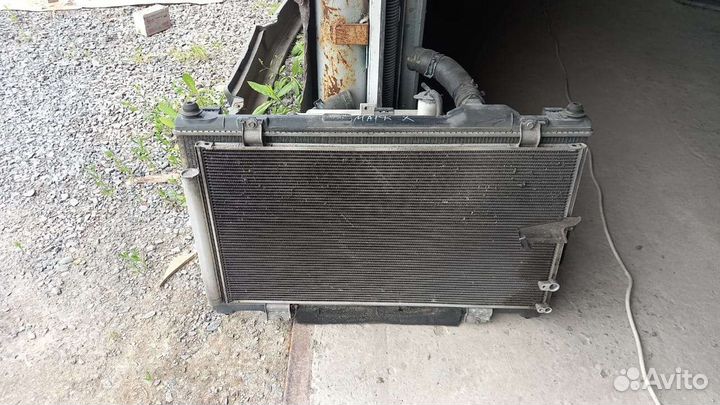 Радиатор охлаждения Toyota Mark II (X110