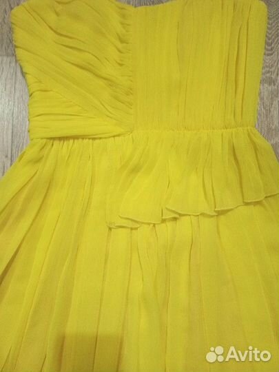 Нарядное платье 44 размер фирмы манго