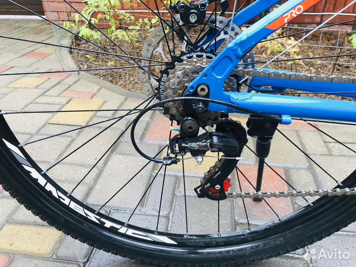 Дорожный велосипед Trinx m136 Jaguar