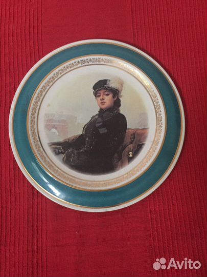 Тарелка настенная