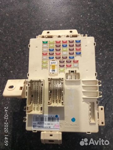 Салонный блок предохранителей Киа Сид 2014 год