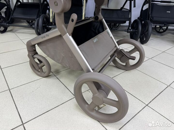 Коляска anex flo новая