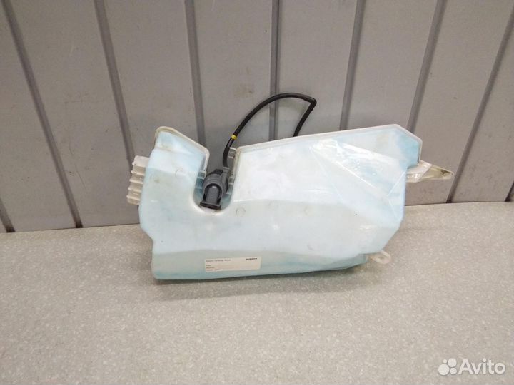 Бачок омывателя лобового стекла Nissan Almera (G15