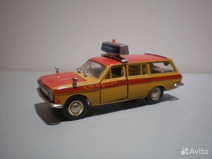 Коллекционные машинки СССР модели 1 43