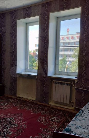 Комната 18 м² в > 9-к., 3/3 эт.