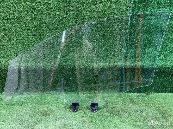 Стекло двери переднее правое Hyundai Solaris седан