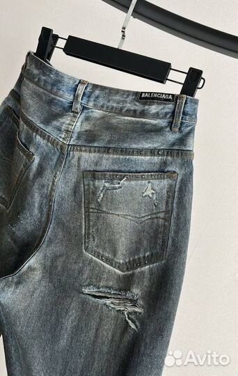 Джинсы женские