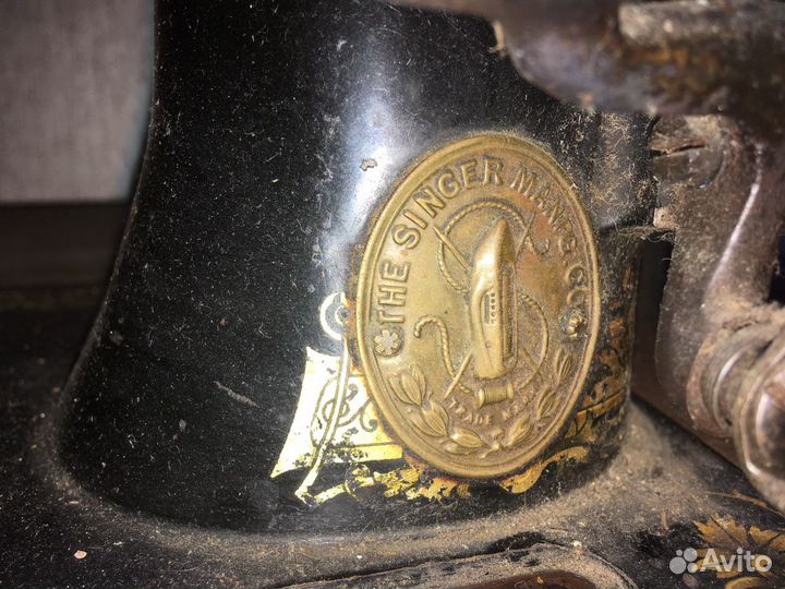 Швейная машина Singer