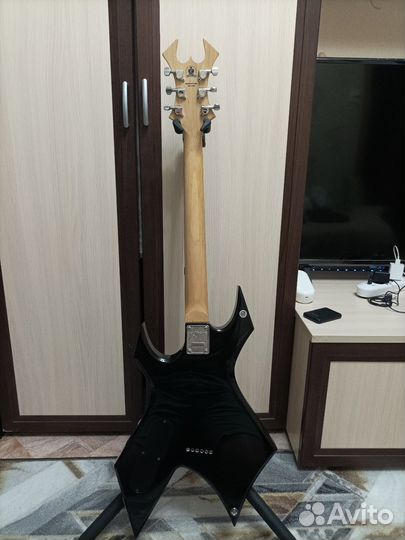 B. C. Rich warlock kkv