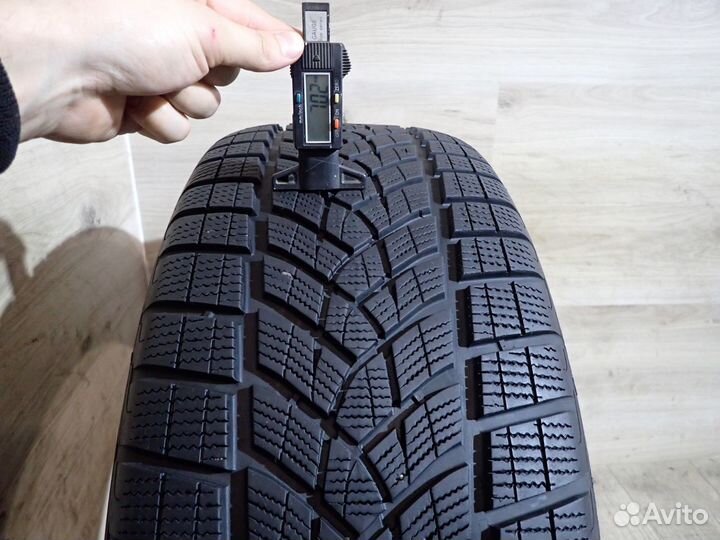 Goodyear UltraGrip Ice SUV Gen-1 255/55 R19 111T