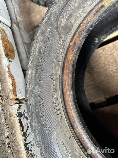 Sava Eskimo Stud 185/70 R14 88T