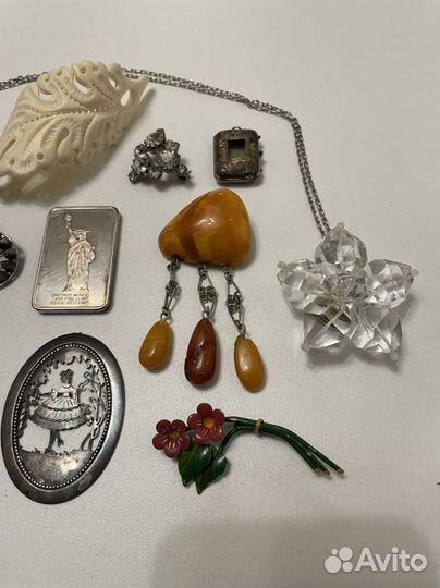 Янтарная брошь СССР, подвеска, кулон-локет