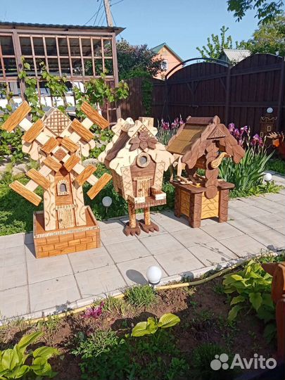 Декоративные колодцы, мельницы, избушки