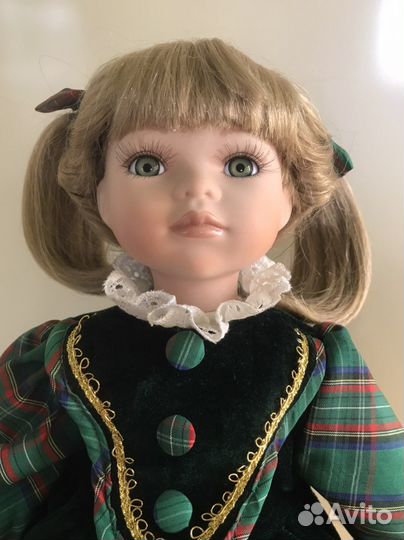 Кукла фарфоровая remeco collection