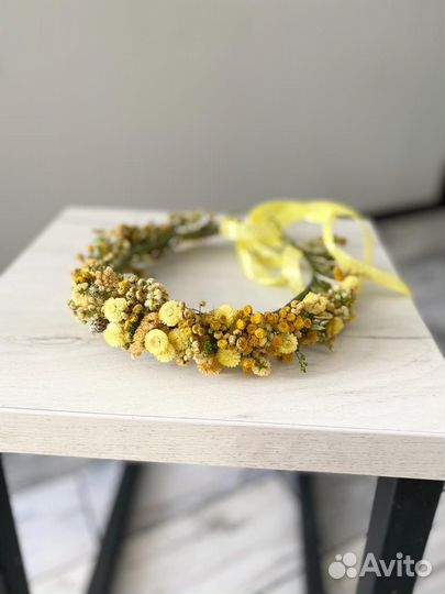 Венок с цветами сухоцветами
