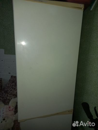 Холодильник Стинол