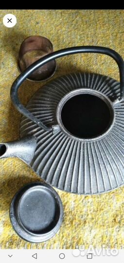 Чайник чугунный