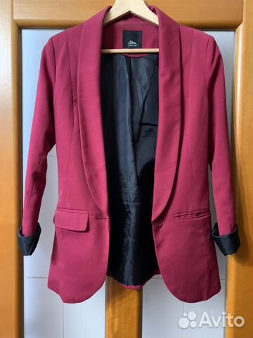 Пиджак женский с черепом