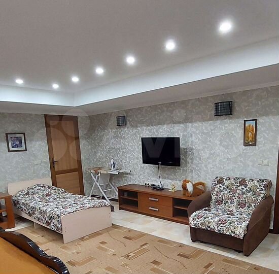 Комната 14,2 м² в 2-к., 1/3 эт.