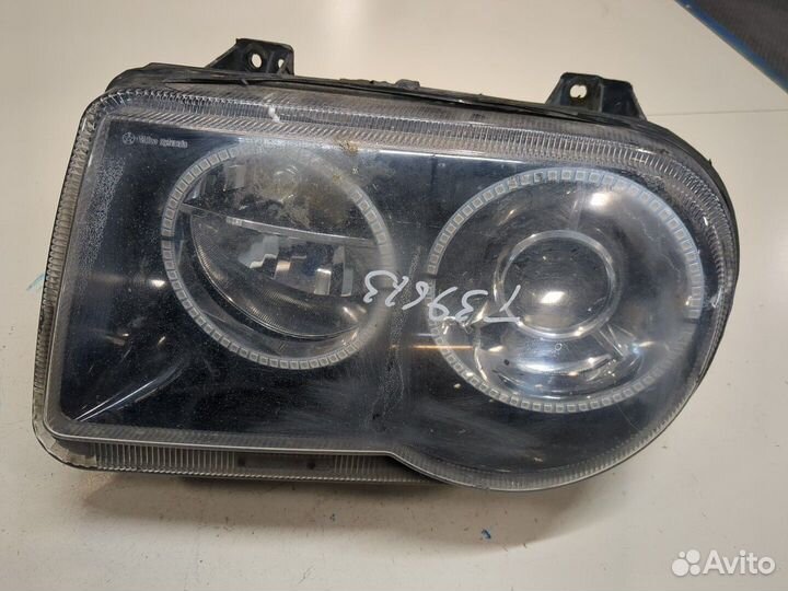 Фара (передняя) Chrysler 300C, 2007