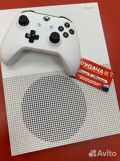 Игровая приставка Xbox One S Xbox One S 1Tb
